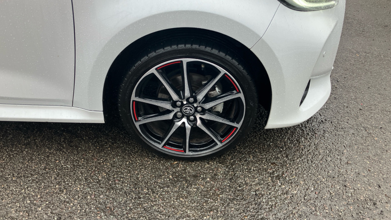 Toyota Yaris 1.5 Hybrid GR Sport 5dr CVT Hybrid Hatchback